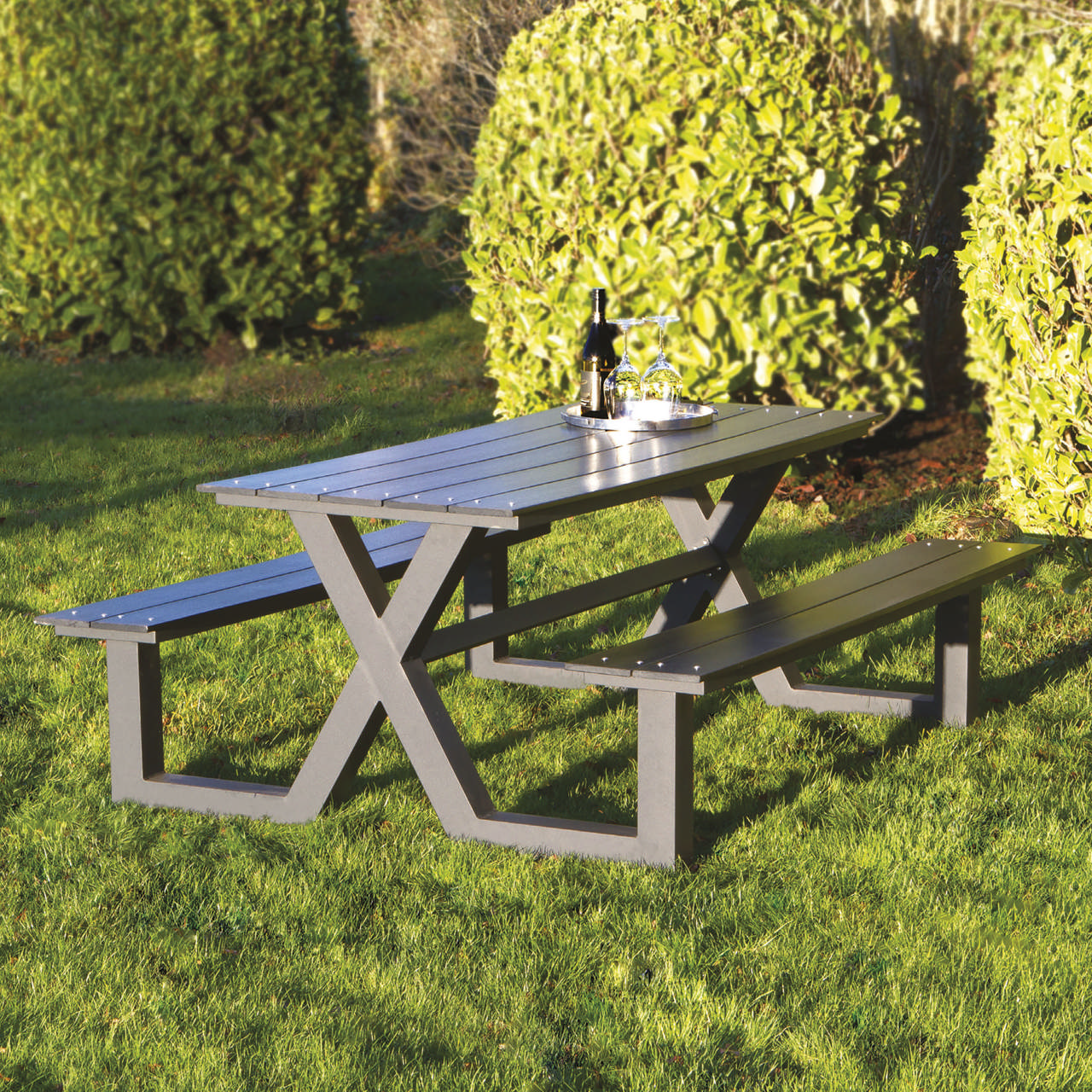 Picnic table model X black nonwood and anthracite frame HORTUS