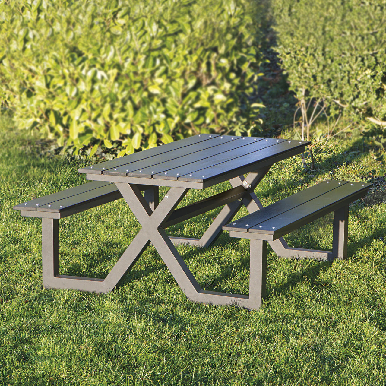 Kids picnic table model X black nonwood and anthracite frame HORTUS