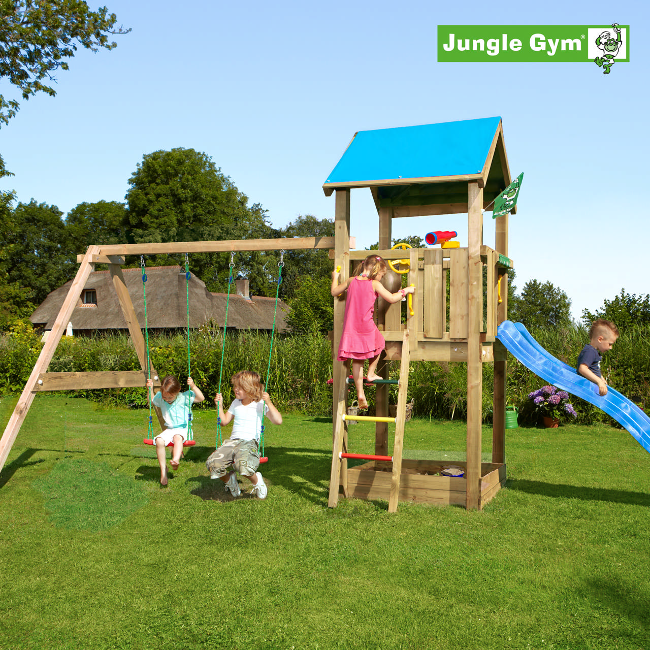 Playtower Jungle Gym Castle 2.1, m/2-Swing Module 220 and blue slide