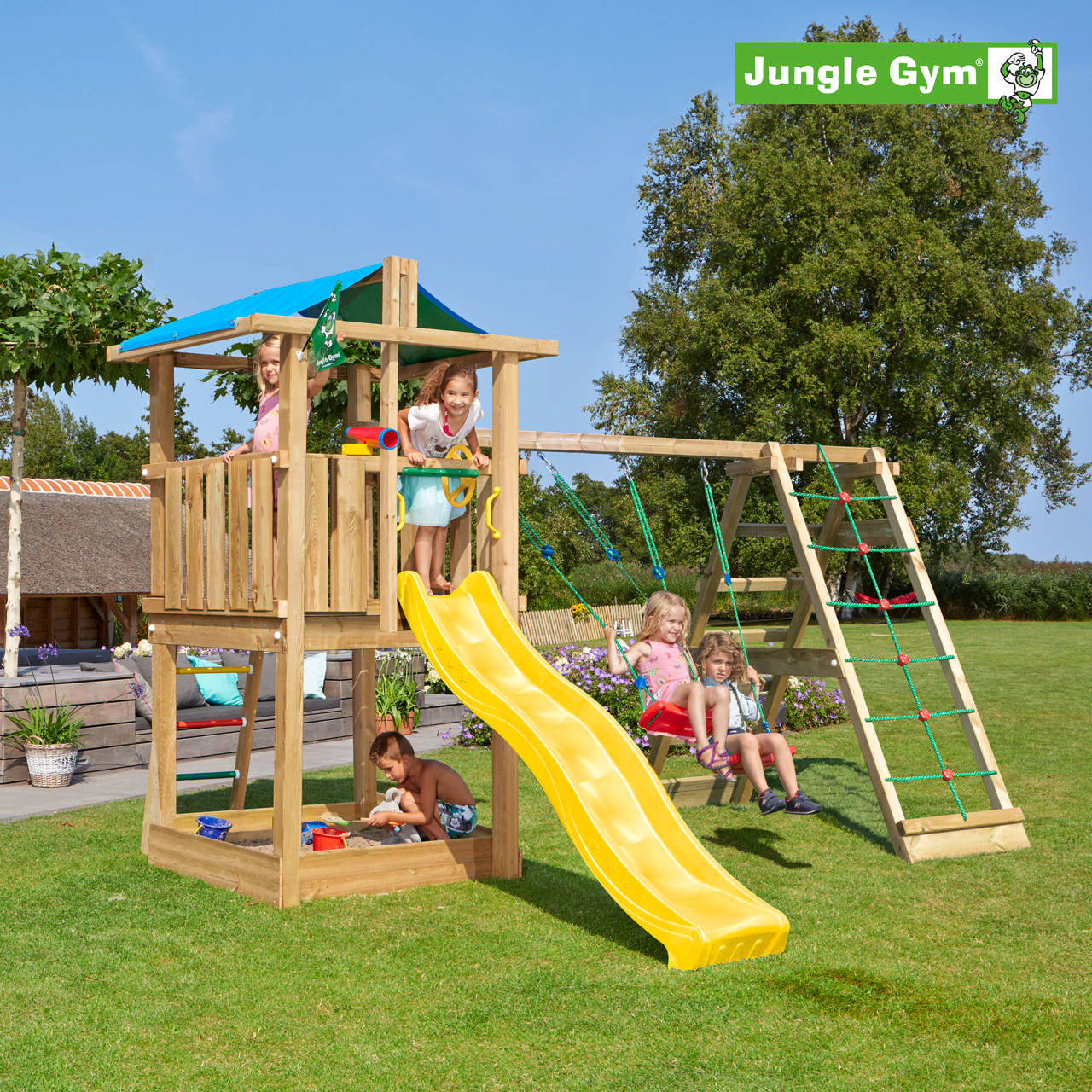 Playtower Jungle Gym Hut 2.1, w/2-Climb Module 220 and yellow slide 
