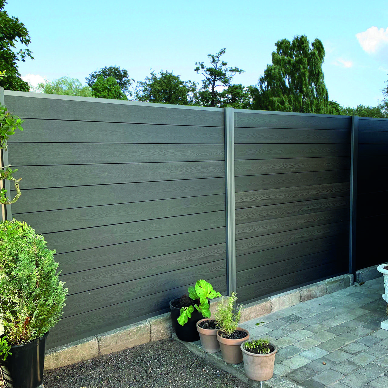 Composite in wood look fence Royal Verona, fence package, 3 modules, 177,7 cm high from HORTUS