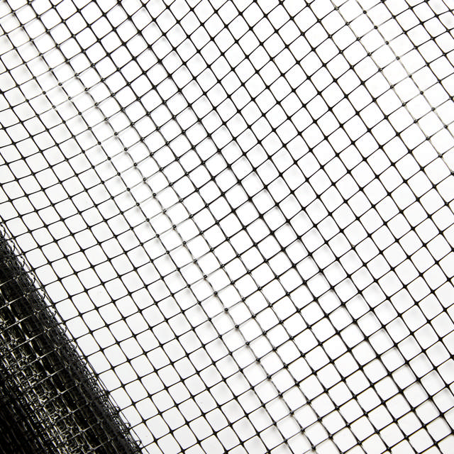 Plastic net 16 x 16 mm mesh, 1,0 x 10 m, black, NORDIC FENCE