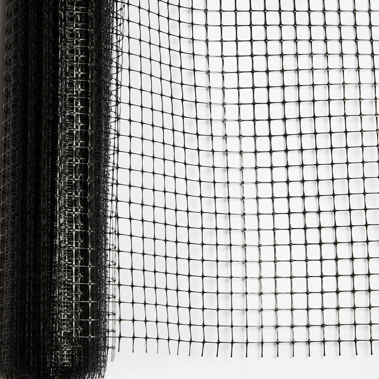 Plastic net 16 x 16 mm mesh, 1,0 x 10 m, black, NORDIC FENCE