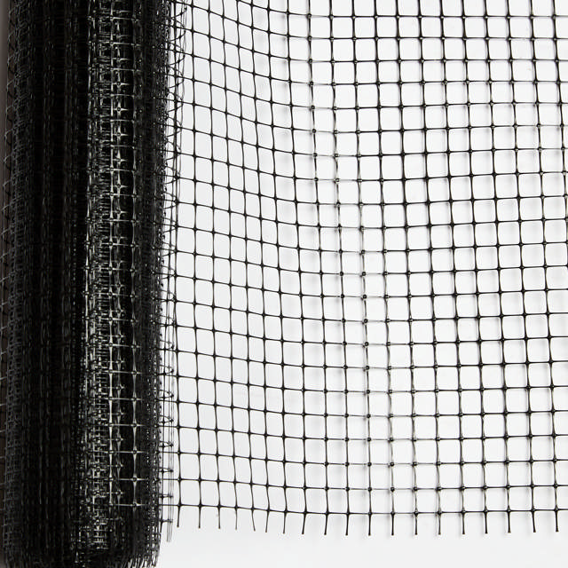 Plastic net 16 x 16 mm mesh, 1,0 x 10 m, black, NORDIC FENCE