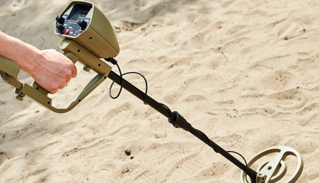 Metal detector