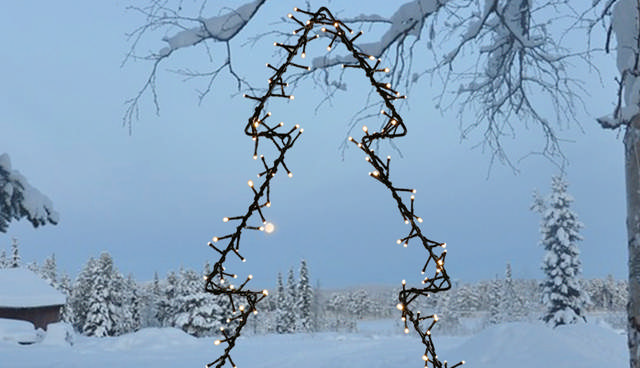 Christmas tree metal