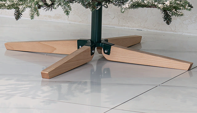 Christmas tree stand